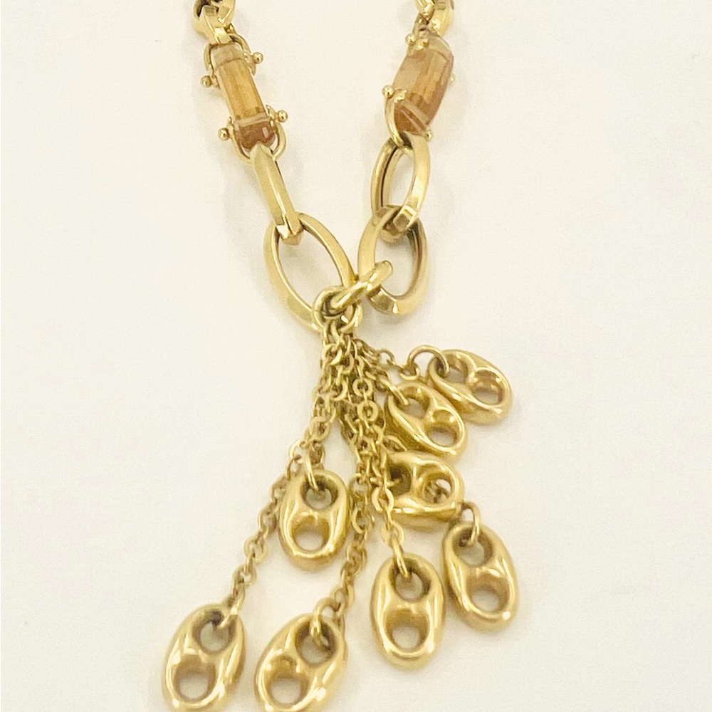 14Kyg and Fantasy Cut elongated Citrine Topaz set into the Necklace